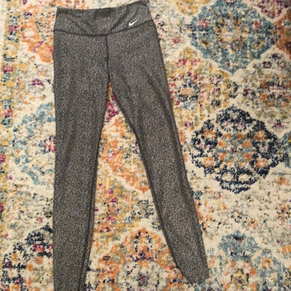 Nike grey leopard workout leggings